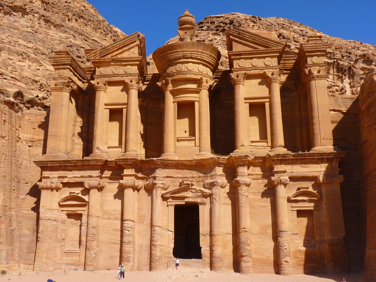 ed-deir, monastery, petra, jordan, vacations, travel, middle east, ruin, nature, stone, canyon, sandstone, desert