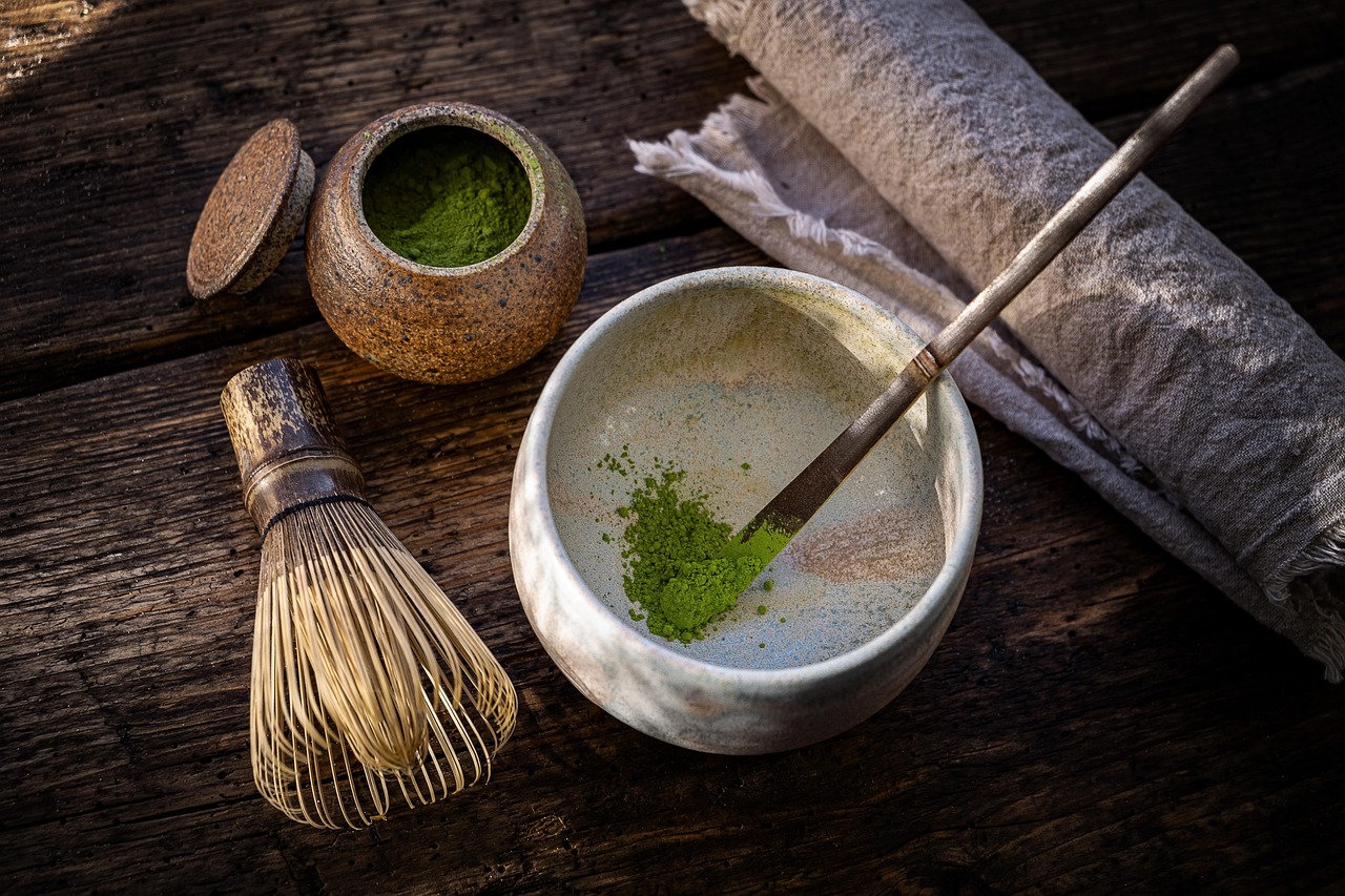 matcha, powder, tea, matcha whisk, chasen, chawan, tea jar, healthy, chashaku, teatime, tea ceremony, tradition, culture